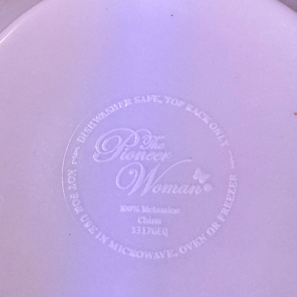 The Pioneer Woman Floral Whimsy Melamine Measuring Cups and condiment bowls - Picture 2 of 8